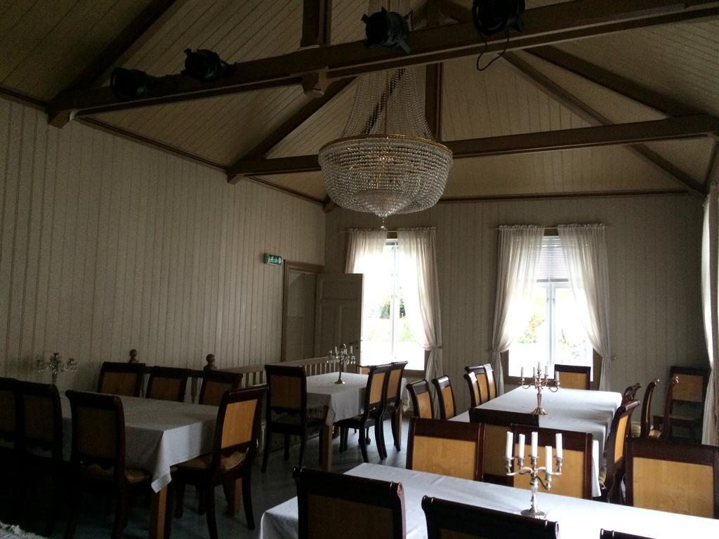 Gjestehuset Ibsen Grimstad  Exterior photo